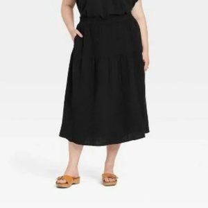Universal Thread Tiered black gauzy midi skirt pockets